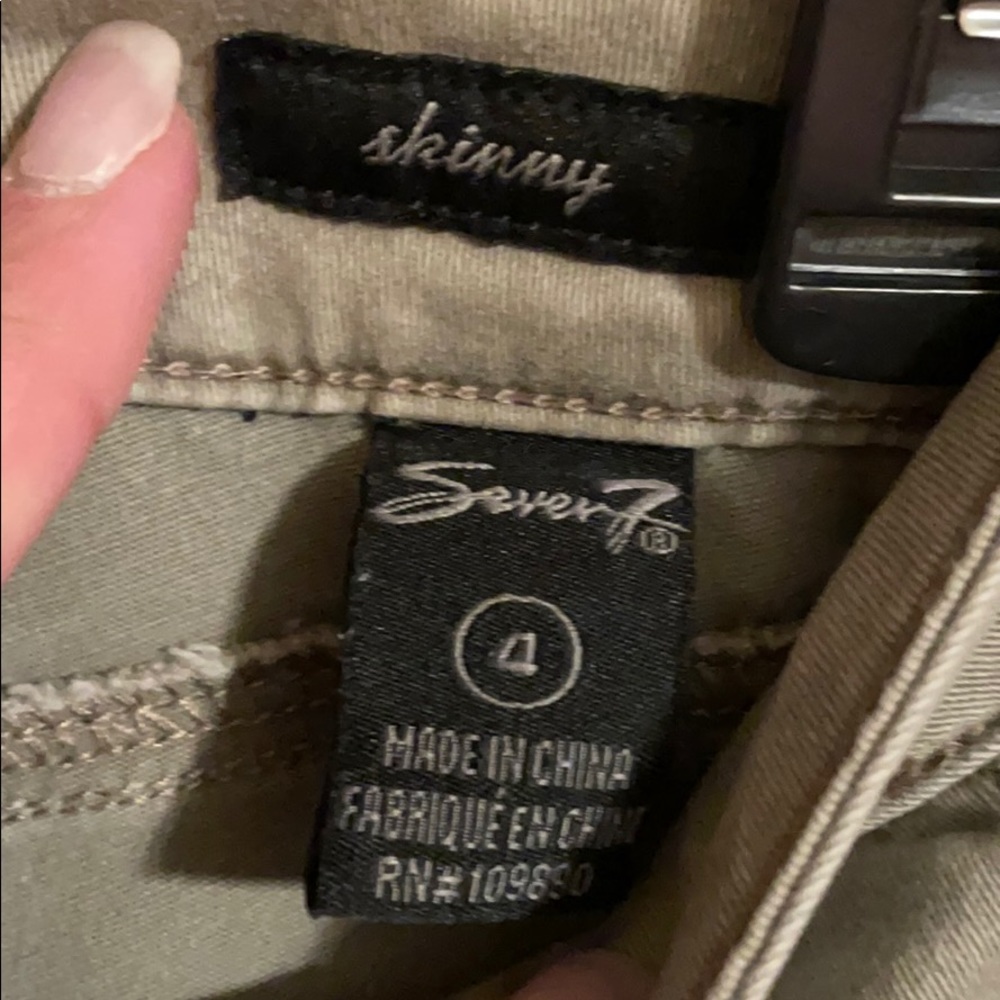 Jeans - Picture 2 of 5